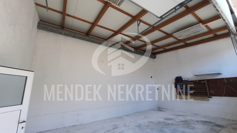 Commercial Property, 157 m2, For Rent, Ljubešćica